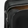ソフトカーフスキン製のスモール「Amazona 180」バッグ