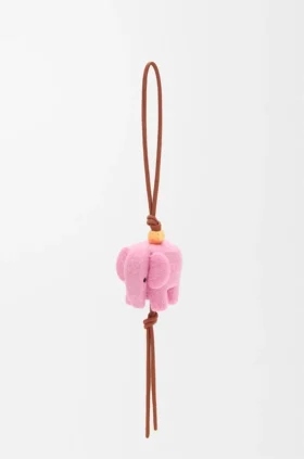 フェルトとカーフスキン製のElephantチャーム