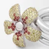 スターリングシルバーとクリスタルを使用した「Flor」リング スターリングシルバーとクリスタルを使用した「Flor」リング