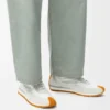 ナイロンとスエード製の「Flow Runner」 ナイロンとスエード製の「Flow Runner」