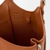 クラシックカーフスキン製「Hammock フリップ」バッグ クラシックカーフスキン製「Hammock フリップ」バッグ