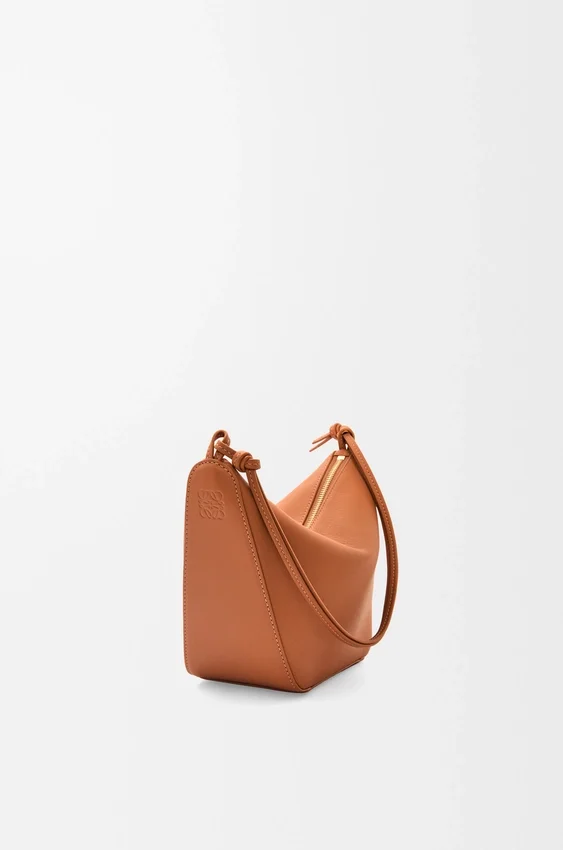 クラシックカーフスキン製 ミニ・Hammock Hobo クラシックカーフスキン製 ミニ・Hammock Hobo