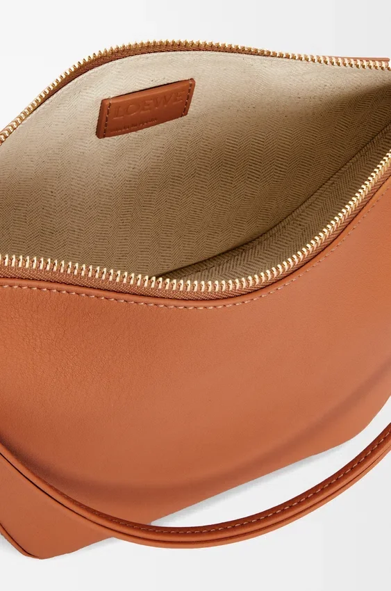 クラシックカーフスキン製 ミニ・Hammock Hobo クラシックカーフスキン製 ミニ・Hammock Hobo