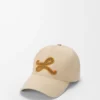 コットン製の「L」パッチキャップ コットン製の「L」パッチキャップ