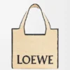 ラフィア製 loewe Font Tote(ラージ) ラフィア製 loewe Font Tote(ラージ)