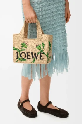 ラフィア製のスモール「loewe Font Tote」トートバッグ