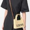 ラフィア製 ミニ・loewe Font Toteバッグ ラフィア製 ミニ・loewe Font Toteバッグ