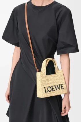 ラフィア製 ミニ・loewe Font Toteバッグ