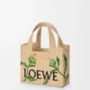 ラフィア製のスモール「loewe Font Tote」トートバッグ ラフィア製のスモール「loewe Font Tote」トートバッグ