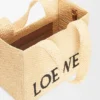 ラフィア製 ミディアム loewe Font Toteバッグ ラフィア製 ミディアム loewe Font Toteバッグ