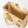 ラフィア製のスモール「loewe Font Tote」トートバッグ ラフィア製のスモール「loewe Font Tote」トートバッグ
