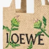 ラフィア製のスモール「loewe Font Tote」トートバッグ ラフィア製のスモール「loewe Font Tote」トートバッグ