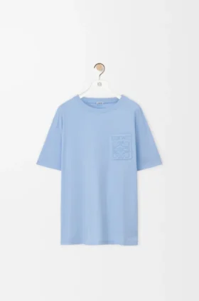 コットン製のリラックスフィットシャツ