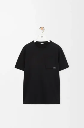 コットン製のリラックスフィットシャツ