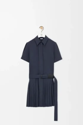 コットン混紡のプリーツドレス