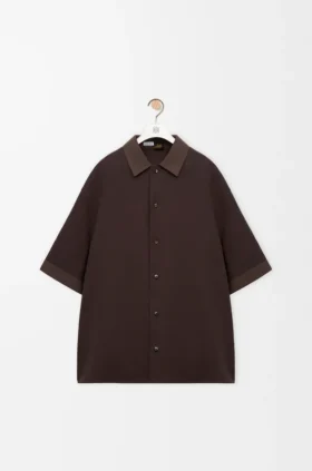 コットンとリネン混紡の半袖シャツ