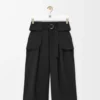 ウール製クロップド・カーゴパンツ ウール製クロップド・カーゴパンツ