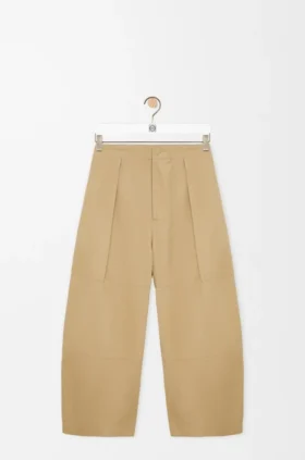 コットン製クロップドパンツ コットン製クロップドパンツ