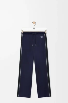 テクニカルジャージー素材のトラックスーツパンツ
