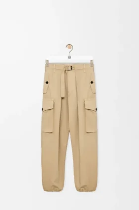 カシミア製ベルト付きコート