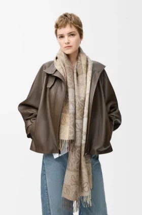 ウールとカシミアのスカーフ
