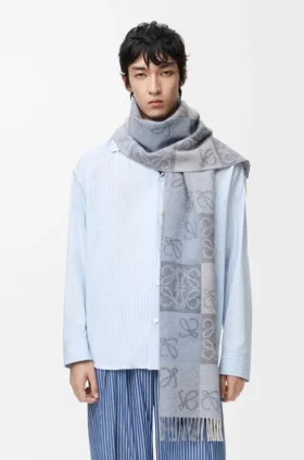 ウールとカシミアのスカーフ