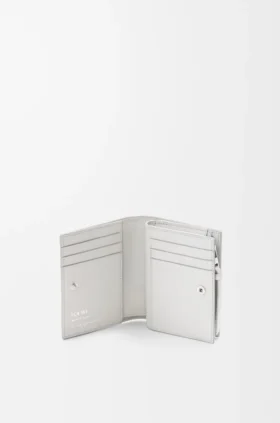 ナッパカーフスキン製のコンパクト財布
