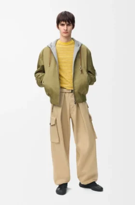 コットン製カーゴパンツ