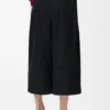 コットンとシルクのクロップドパンツ コットンとシルクのクロップドパンツ