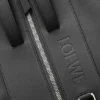 クラシックなカーフスキン製のコンバーチブルバックパック