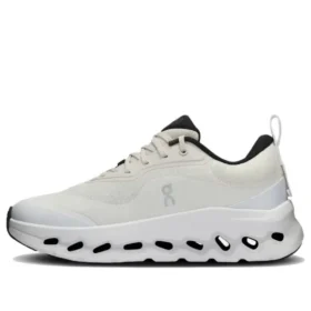 On Running × Loewe Cloudtilt 2 「サンドホワイト」 3We10872979 On Running × Loewe Cloudtilt 2 「サンドホワイト」 3We10872979