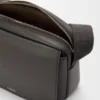 スムースカーフスキン製 ミディアム Pebble メッセンジャーバッグ スムースカーフスキン製 ミディアム Pebble メッセンジャーバッグ