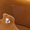スエードカーフスキン製 ラージ・Pebble Bucketバッグ スエードカーフスキン製 ラージ・Pebble Bucketバッグ