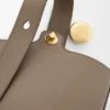 ソフトグレインカーフスキン製 ミニ・Pebble Bucket ソフトグレインカーフスキン製 ミニ・Pebble Bucket