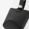ソフトなグレイン加工のカーフスキン製 ミニ・Pebble Bucketバッグ ソフトなグレイン加工のカーフスキン製 ミニ・Pebble Bucketバッグ