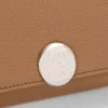 Pebbleグレインカーフスキン製「Pebble」トリフォールド財布