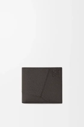 しなやかなグレインカーフスキン製のPuzzleバイフォールド財布