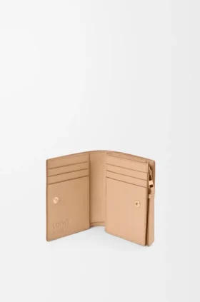 クラシックカーフスキン製「Puzzle」コンパクト財布