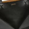 光沢のあるカーフスキン製 ミディアム Puzzle Fold トートバッグ 光沢のあるカーフスキン製 ミディアム Puzzle Fold トートバッグ